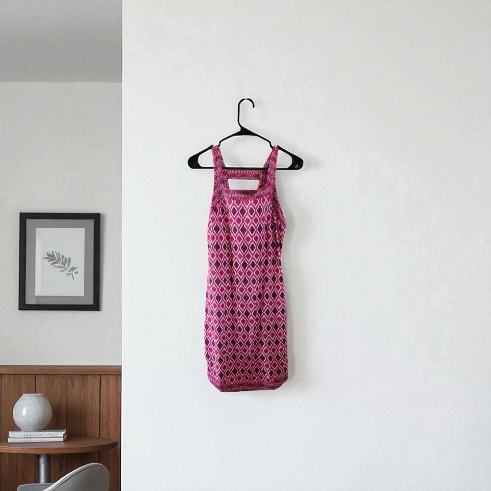🍀🍂Title Nine Vibrant Pink Geometric Midi Dress